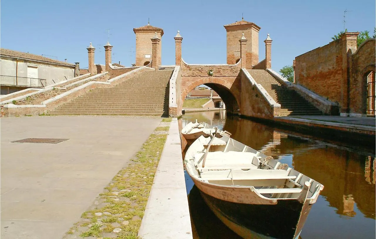 Cozy Apartment In Comacchio With Wifi