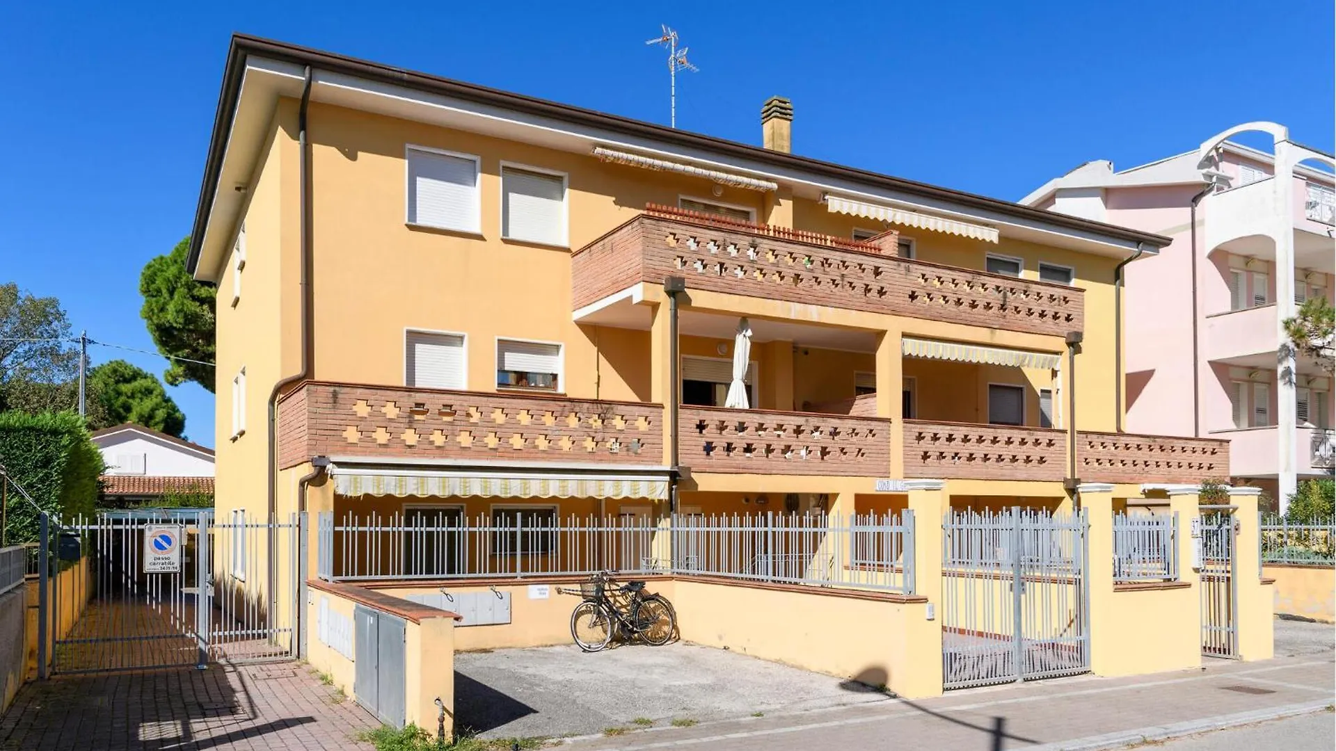 Cozy Apartment In Comacchio With Wifi
